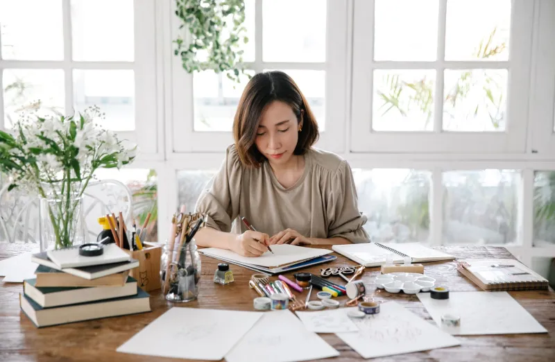 Scroll Less, Create More: Breaking Free From the Artist Comparison Spiral