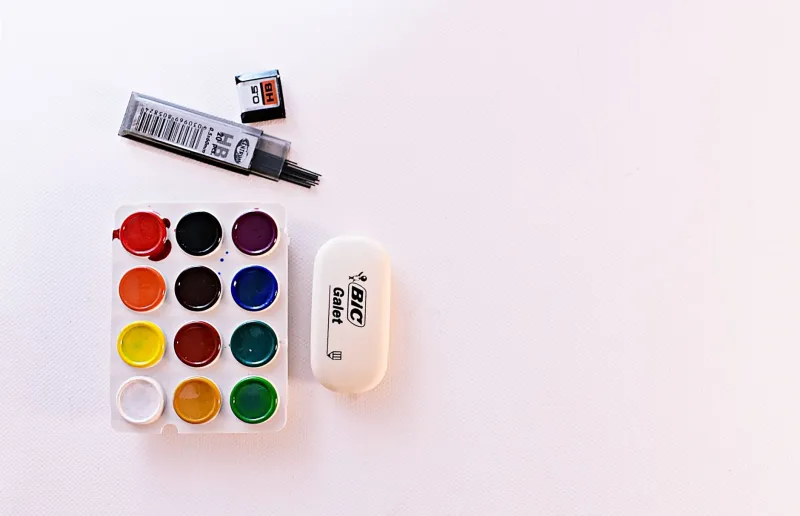Which Art Medium Is Actually Right for You? An Honest Beginner's Guide for 2025